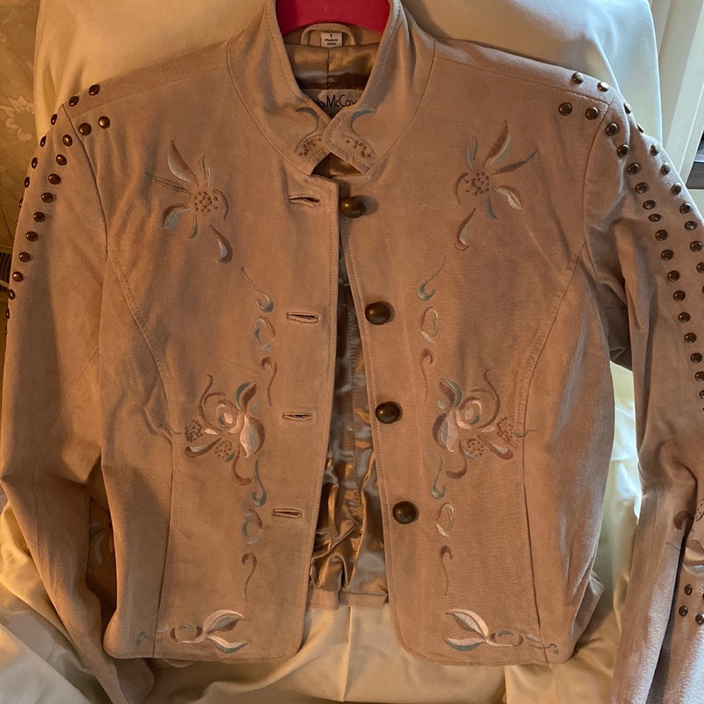 Pamela McCoy Suede fitted jacket. Size small